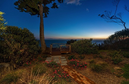 West Mesa House | Ocean front home, next to beach access, heated pool and spa