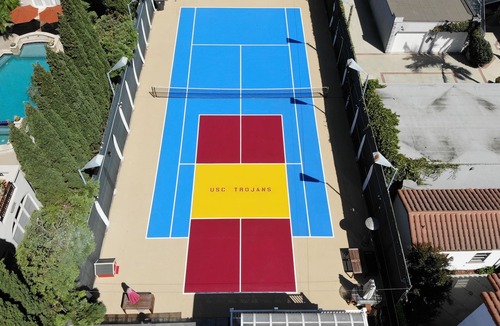 Bluff Park House | OCEAN front house with full PICKLEBALL & TENNIS court.