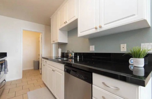Silver Strand Apartment | Ocean-View 2-Bedroom Apartment with WiFi and AC in Serene Marina del Rey