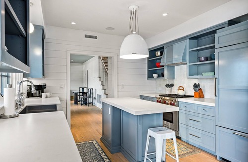 Village of La Jolla House | Ocean View Coastal La Jolla Luxury - AC, W/D, Patio