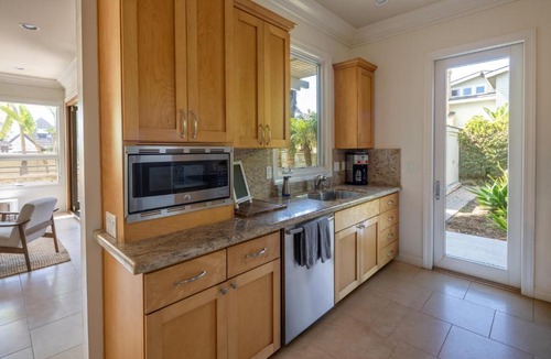 Del Mar House | Ocean View Del Mar Beach Home w Jacuzzi