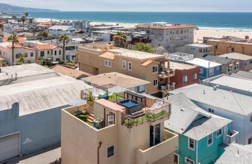Hermosa Beach House | Ocean View Hot Tub Luxe House Steps to Sand