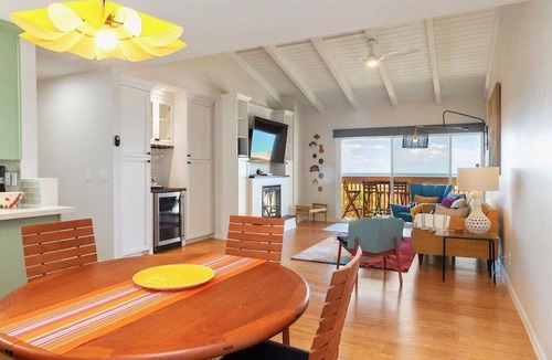 Solana Beach Condo | Ocean View single story, Pool, Spa, Beach Access