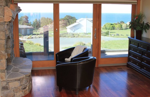 Sereno del Mar House | OCEAN VIEWS FROM EVERY ROOM! - WALK TO BEACH! - FREE WIFI! - 3,300 sqft