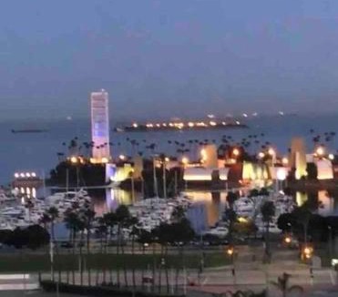 Waterfront Apartment | Ocean Views Penthouse 2b 2b Majestic Apartment 5 min to Convention Center