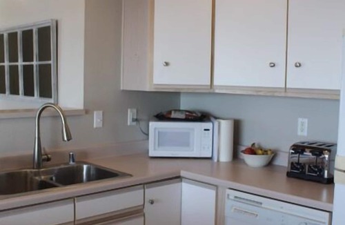Crescent City North House | Oceanfront, Amazing Sunsets, Whales, Surfing, Biking, Short walk to beach