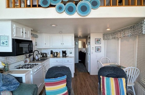 Smith River Apartment | Oceanfront Cabin 4 With Jacuzzi Stunning Views