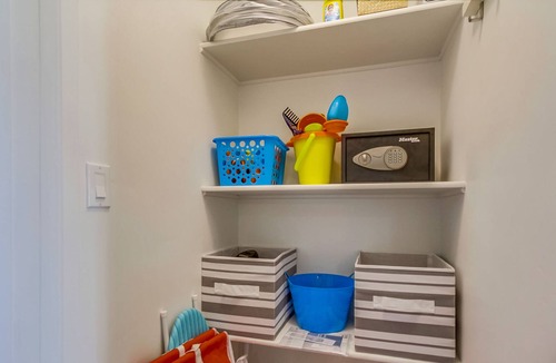 Mission Beach Condo | Oceanfront dog-friendly condo w/water views, private gas grill, & patio