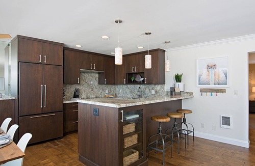 Village of La Jolla Condo | Oceanfront Luxury: Your Seaside Sanctuary in La Jolla