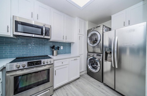 South Mission Beach House | Oceanfront * Penthouse * Views Galore * Pets OK!