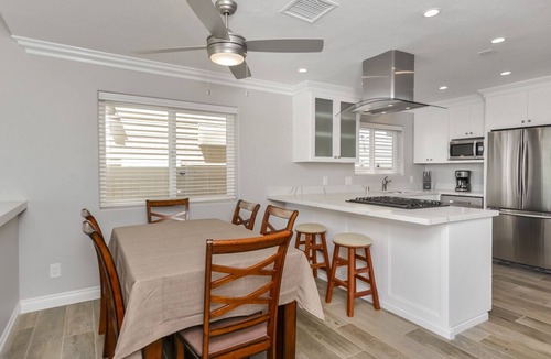South Mission Beach Condo | Oceanfront South Mission Beach Vacation Rental on the Sand 2737