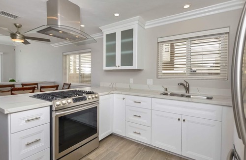 South Mission Beach Condo | Oceanfront South Mission Beach Vacation Rental on the Sand 2737