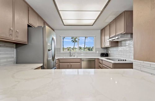 Solana Beach Condo | Oceanfront, Top-Floor, Gorgeous New Remodel in Solana Beach!