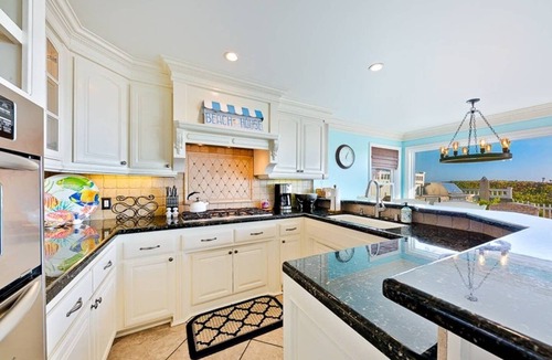 Sunset Beach House | October 10% OFF - Waterfront Beach Home w/Amazing Views, Jacuzzi + Deck