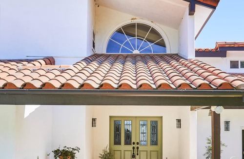 Ojai Villa | Ojai Mountain Ridge Estate, Private Ojai Vineyard Villa