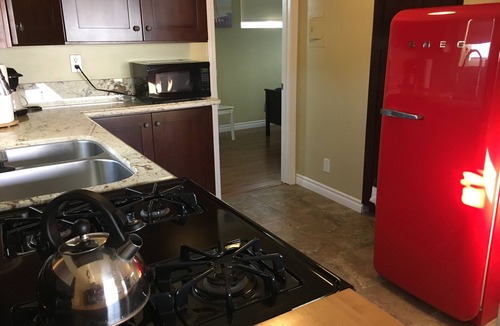 Old Towne Apartment | OLD TOWN CUTE AWESOME BEACH HOUSE BEST LOCATION ICE COLD A/C ! CLOSE TO SAND