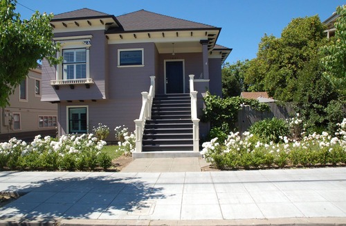 Napa House | On Main Street - Only One block to the start of Downtown Napa! Non-Hosted