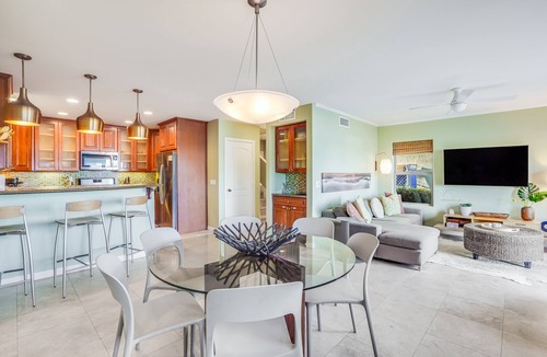 South Mission Beach Condo | On the Sand! Bayfront Ground Floor + AC + Large Patio