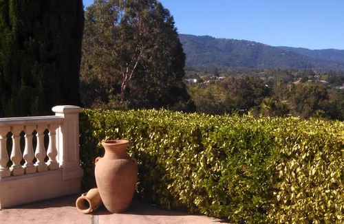 Saratoga House | One Bedroom w/ Private on-suite full Bathroom in MANSION W/ 270 deg VIEWS...!!