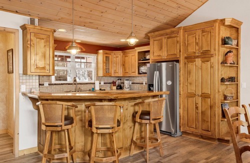 Woodlands Cabin | One Hundred Pines Ranch at Big Bear Lake
