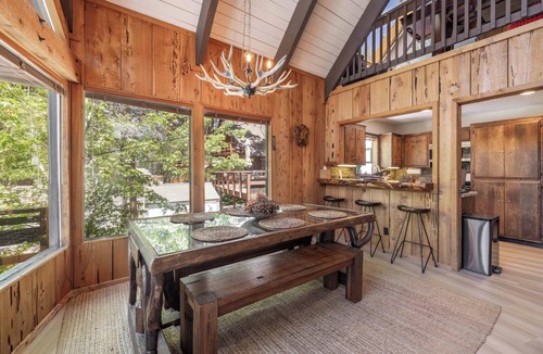 Moonridge House | One of a Kind 3 Bedroom 2 Bath A-Frame with Amazing Mountain & Golf Course Views