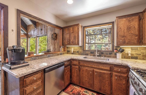 Moonridge House | One of a Kind 3 Bedroom 2 Bath A-Frame with Amazing Mountain & Golf Course Views