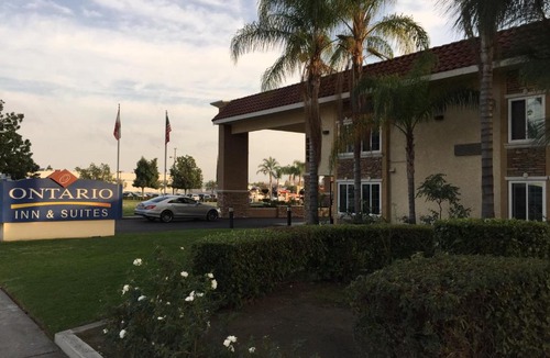 Montclair Hotel | Ontario Inn & Suites