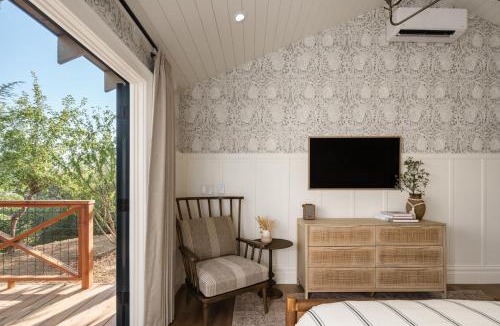 Julian Hotel | Orchard Hill