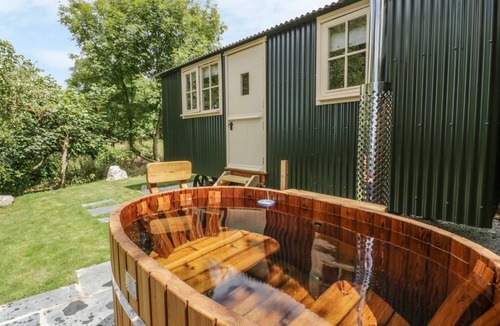 Burlawn Cottage | ORCHARD, romantic, character holiday cottage in Wadebridge