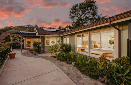Whittier House | Overlooking Luxury - Pool Heat - Spa - Games