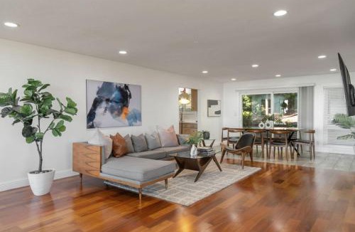 Whittier House | Overlooking Luxury - Pool Heat - Spa - Games