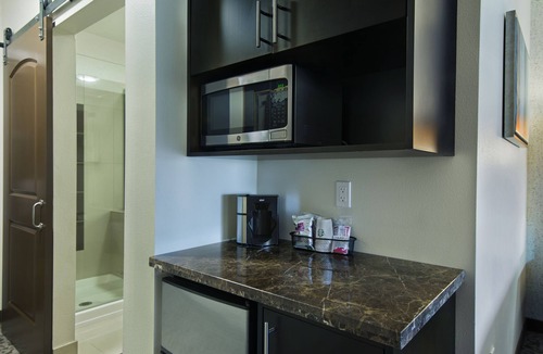 Rohnert Park Hotel | Oxford Suites Sonoma County