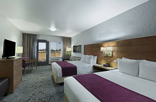 Rohnert Park Hotel | Oxford Suites Sonoma County