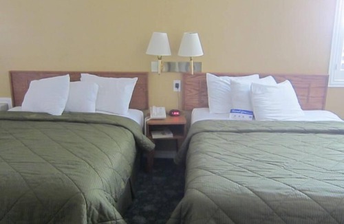 Seaside Hotel | Pacific Best Inn