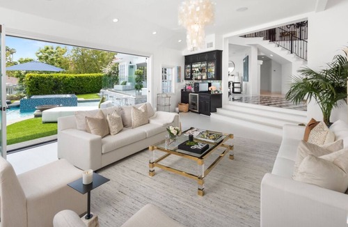 Pacific Palisades House | Pacific Palisades Idyllic Estate | 5 Bed | 5 Bath | Pool & Spa