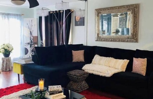 Canoga Park House | Palace like mountain scenic , L.A hideaway 10 min from Calabasas