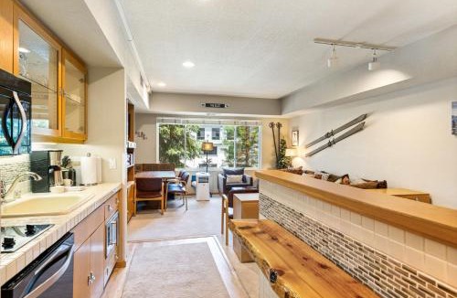 Olympic Valley Apartment | Palisades Tahoe Lodge Rentals Studio #207