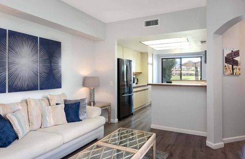 Palm Desert Condo | Palm Desert Retreat w/Fantastic View of Golf Course, Lakes and Mountains - 3 Bed