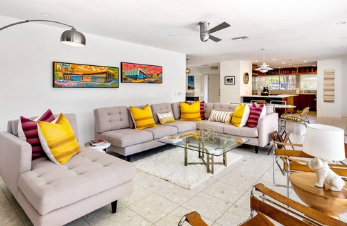 Vista Las Palmas House | Palm Grove - Luxury Mid Mod Vacation Home!