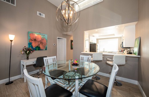 Palm Desert Condo | Palm Valley CC Condo, Sept, thru Dec. Weekly Bookings. Also, Jan - March, 2026.