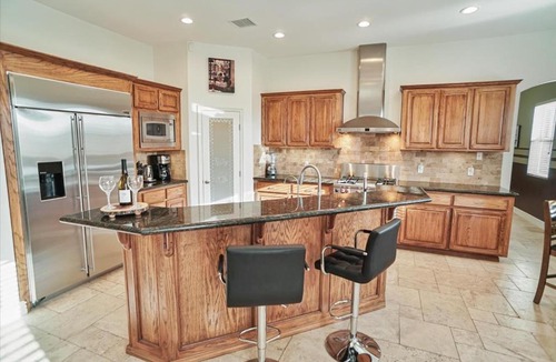 Palmdale Villa | Palmdale Paradise Palace / Special Event Venue