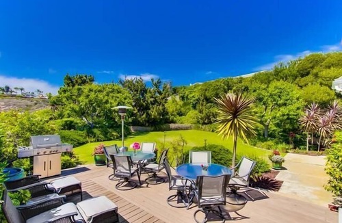 La Jolla Mesa House | Panoramic Ocean, Bay and City View with Garden!