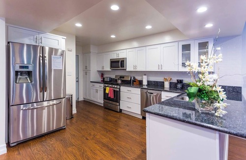 Woodbridge House | Park View Retreat: Serene Getaway for Your Perfect Family Vacation #6915