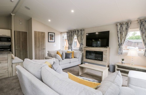 Yealand Conyers Cottage | PARKERS PLACE, pet friendly, with a garden in Carnforth
