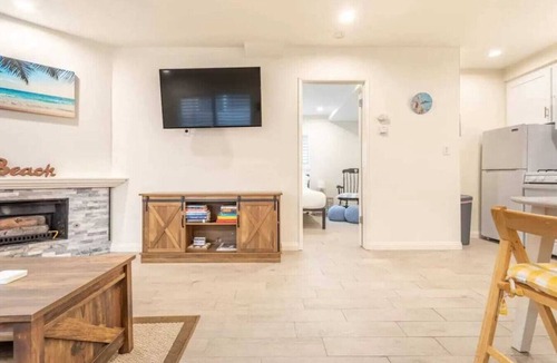 El Porto Apartment | Parking, A/C, W/D, 15min to LAX and Remodeled