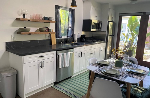 Pasadena Apartment | Pasadena Garden House