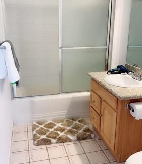 East Pasadena House | Pasadena Room with private bathroom
