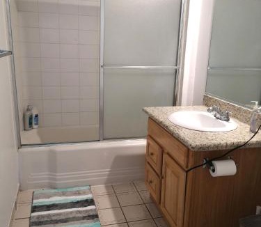 East Pasadena House | Pasadena Room with private bathroom