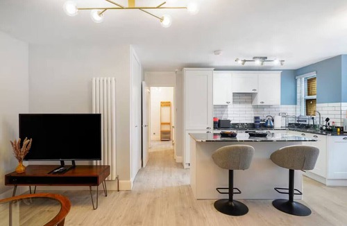 Gospel Oak Apartment | Pass the Keys | Stylish and modern apartment in Hampstead