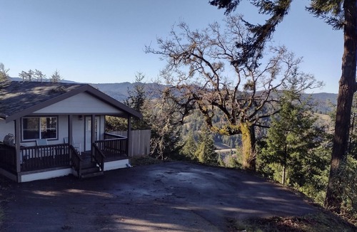 Benbow House | Peaceful Benbow Escape